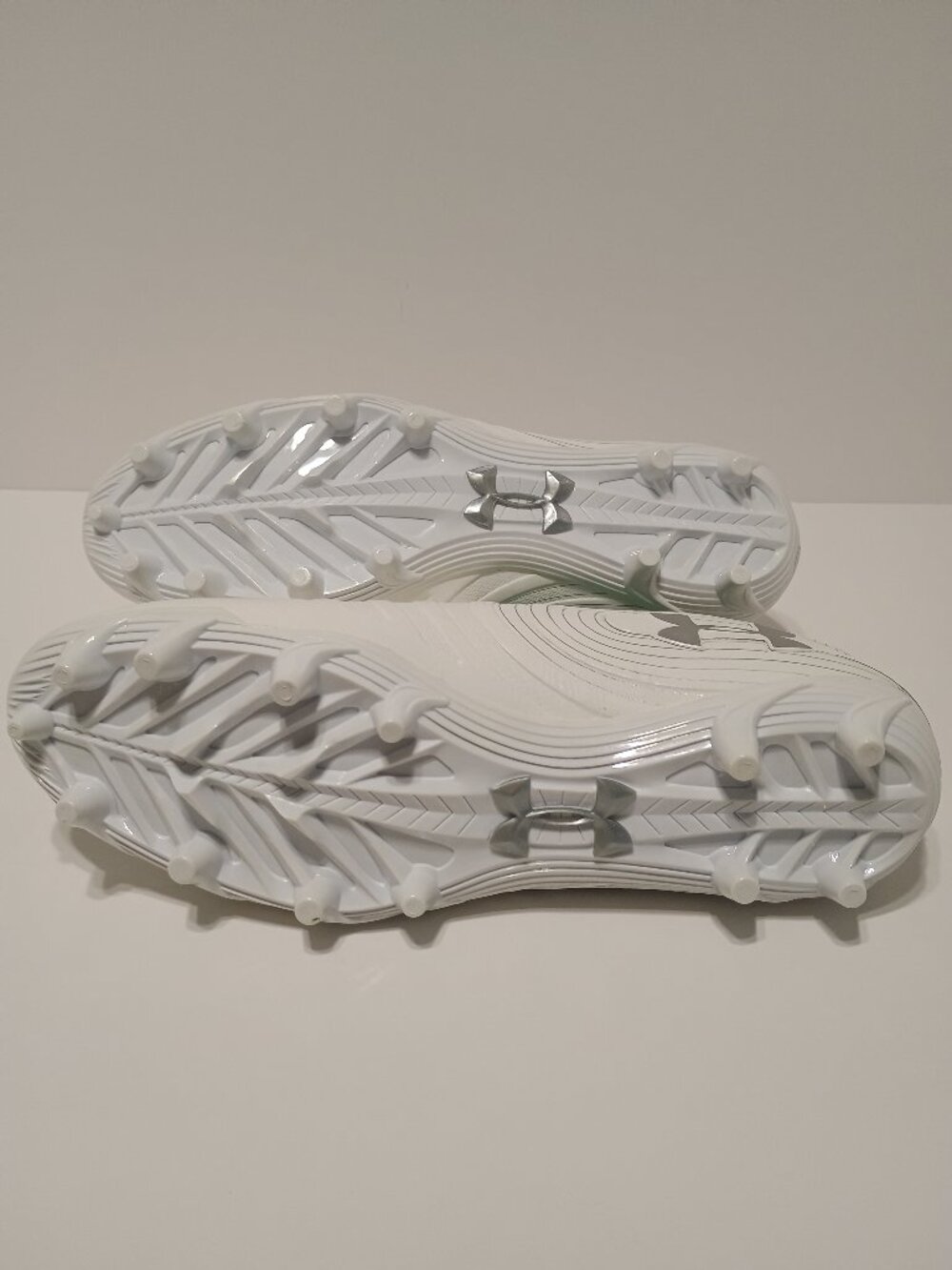 Under Armour Nitro White Silver Cleats Men’s Size 10 EU 44 - Picture 8 of 8